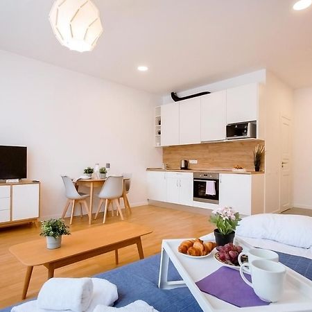 Residential Barona Apartments In Riga Centre المظهر الخارجي الصورة